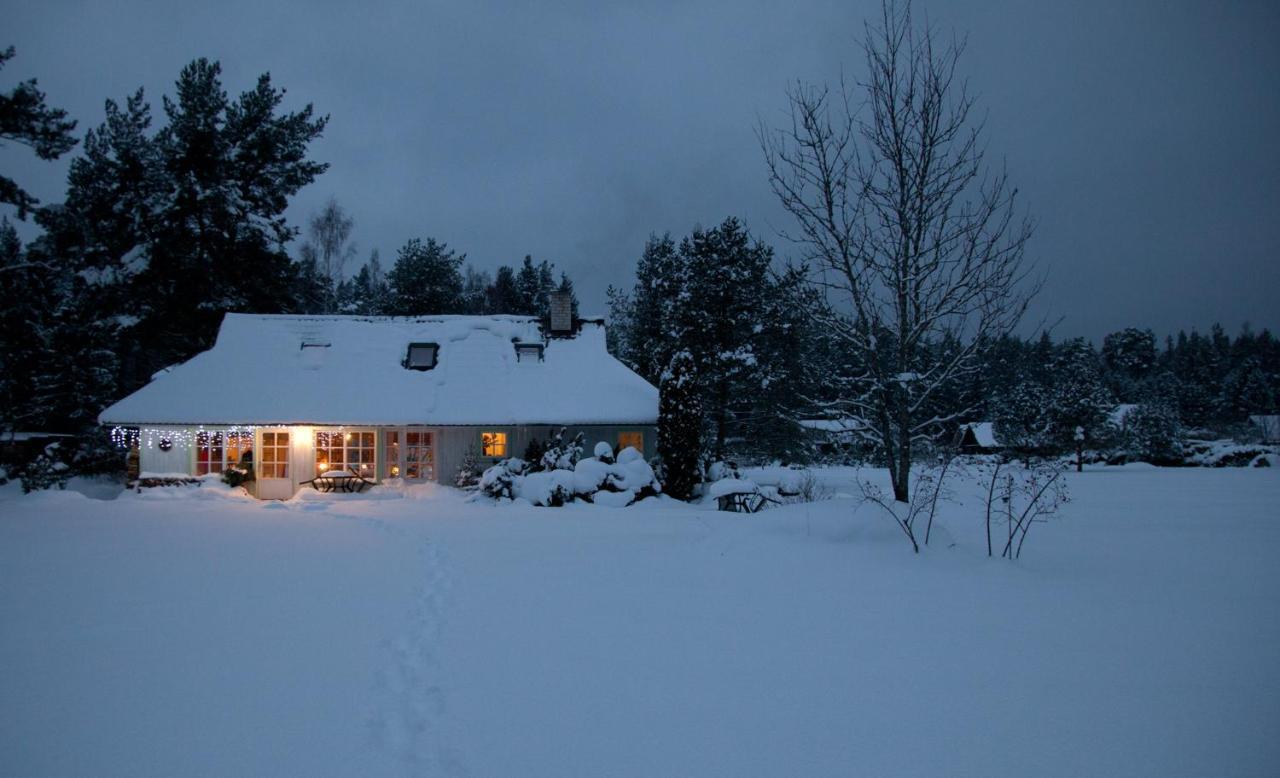 Adami Country Guesthouse Vainupea ภายนอก รูปภาพ